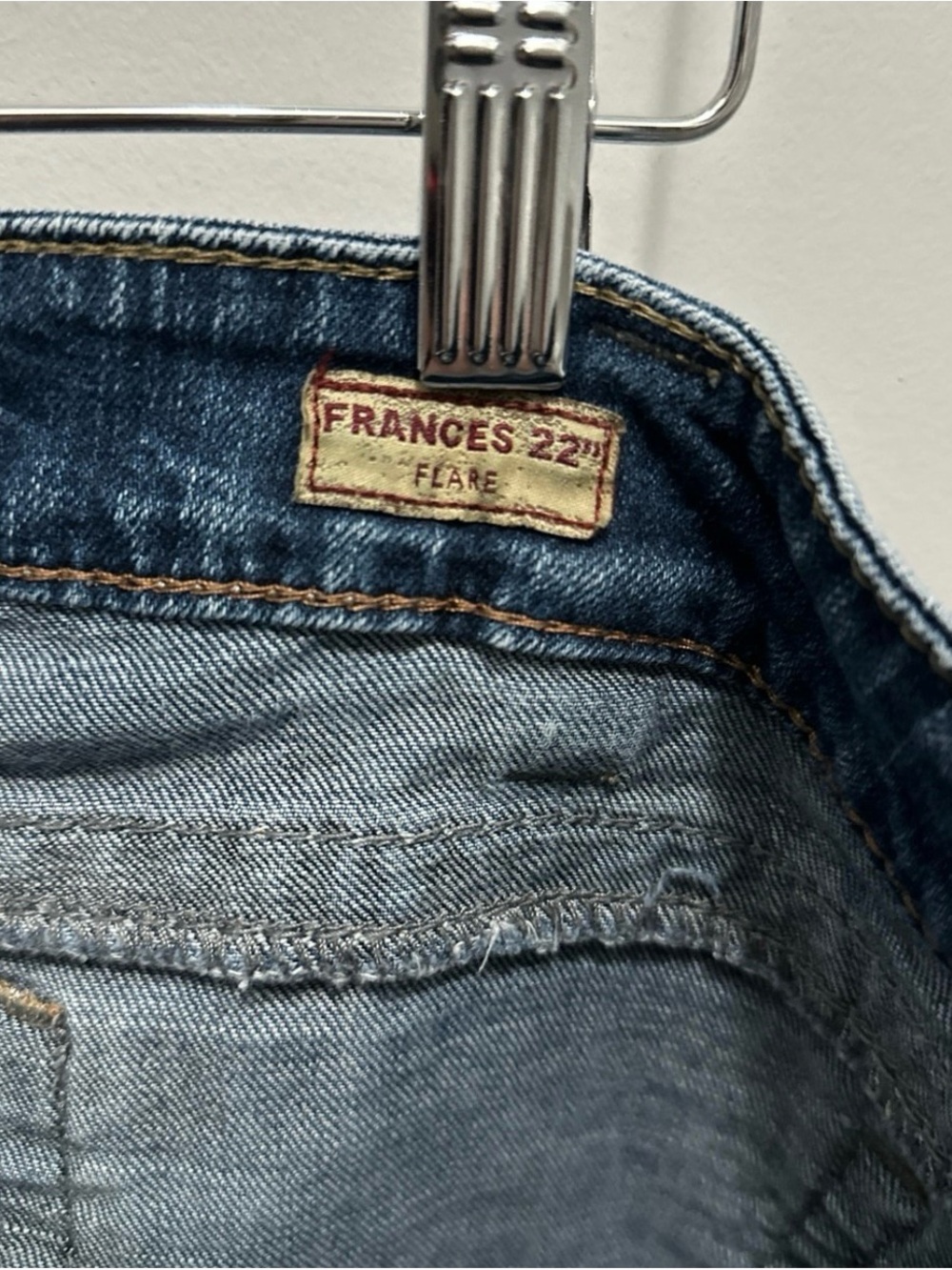 Silver Jeans Francis Flare Jeans size 31x33 View 6